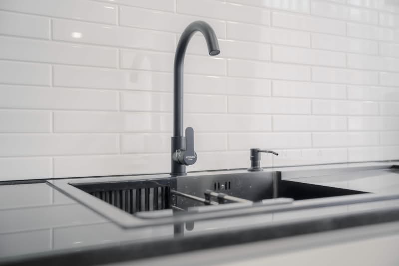 ทาวน์เฮ้าส์ 4-ห้องนอน, กรุงเทพ, ทุ่งวัดดอน, สาทร, กรุงเทพ, 382 ตร.ม., ทาวน์เฮ้าส์ ขาย, โดย Nuttharom Linla, 500277095 - DDproperty.com