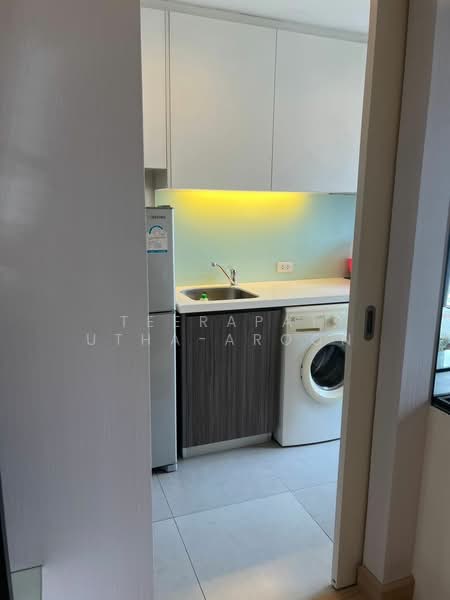 Urbano Absolute Sathon-Taksin, Bangkok, 345 Charoen Nakhon 14/2 Alley, Khlong Ton Sai, Khlong San, Bangkok, 1 Bedroom, 30 sqm, Condo For Sale, by Teerapat Utha-aroon, 500277104 - DDproperty.com