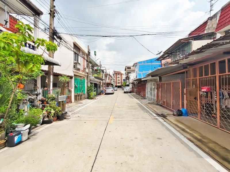สินพัฒนา 1, Nonthaburi, Bang Kruai, Bang Kruai, Nonthaburi, 2 Bedrooms, 100 sqm, Townhouse For Sale, by The Best Property น้ำตาล, 500277119 - DDproperty.com