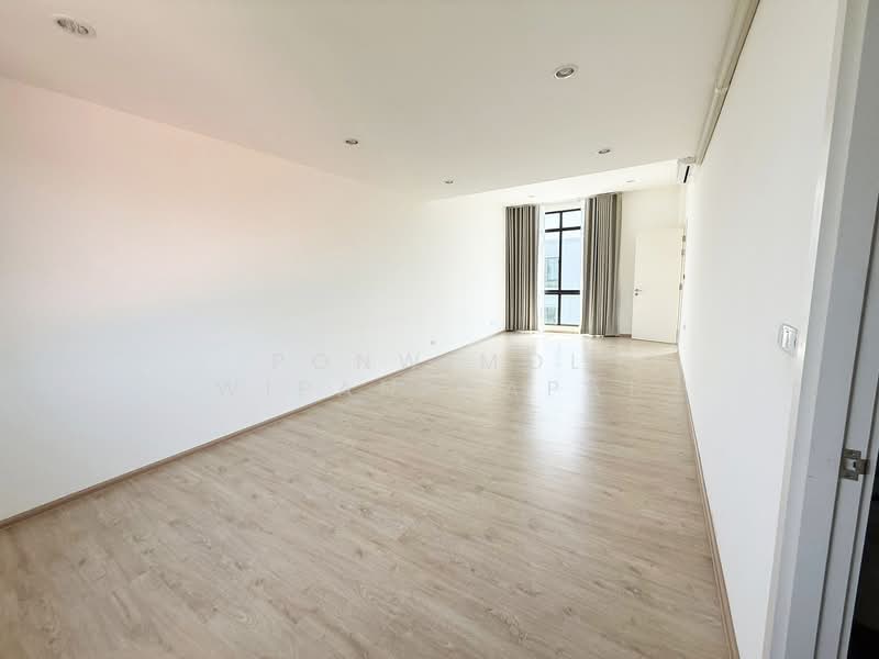 Estara Haven Pattanakan 20, Bangkok, Phatthanakan 20, Phatthanakan Road, Suan Luang, Suan Luang, Bangkok, 3 Bedrooms, 200 sqm, Townhouse For Sale, by Ponwimol Wipanarapai, 500277123 - DDproperty.com