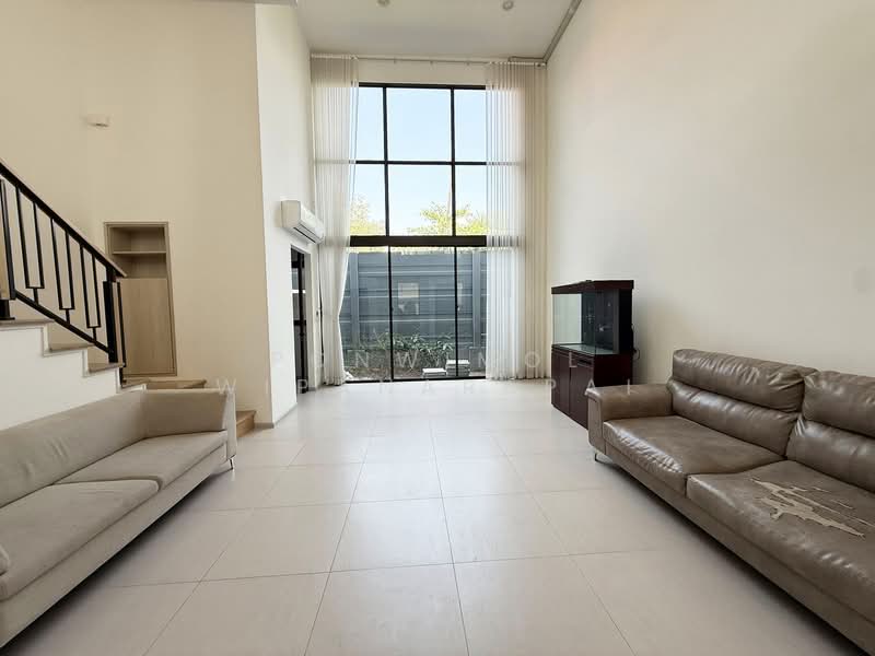 Estara Haven Pattanakan 20, Bangkok, Phatthanakan 20, Phatthanakan Road, Suan Luang, Suan Luang, Bangkok, 3 Bedrooms, 200 sqm, Townhouse For Sale, by Ponwimol Wipanarapai, 500277123 - DDproperty.com