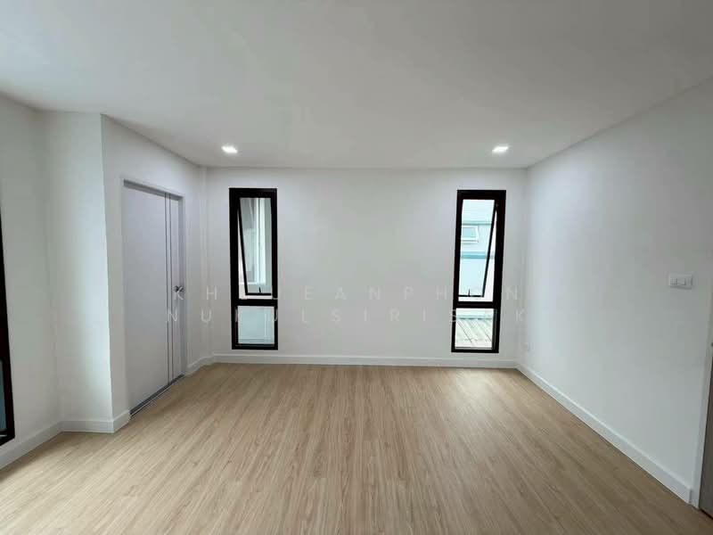 undefined, Bangkok, Nawamin, Bueng Kum, Bangkok, 2 Bedrooms, 93 sqm, Townhouse For Sale, by Khlueanphon Nukulsirisak, 500277132 - DDproperty.com