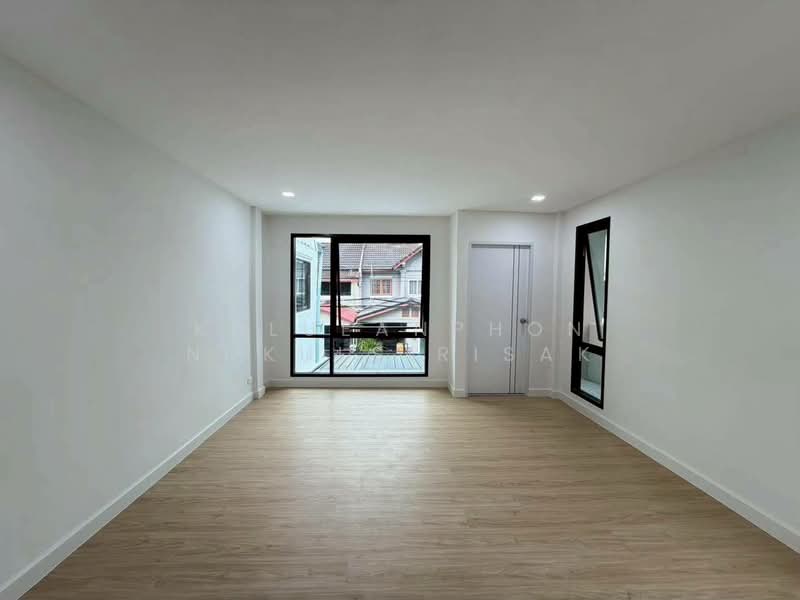 undefined, Bangkok, Nawamin, Bueng Kum, Bangkok, 2 Bedrooms, 93 sqm, Townhouse For Sale, by Khlueanphon Nukulsirisak, 500277132 - DDproperty.com