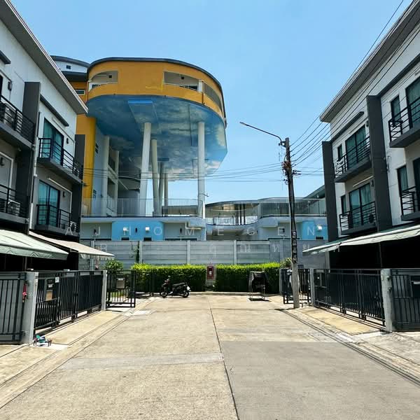 Baan Klang Muang Pinklao - Charan, Bangkok, along the expressway Si Rat  Road-Outer Ring Road, Bang O, Bang Phlat, Bangkok, 3 Bedrooms, 150 sqm, Townhouse For Rent, by AJHOMECENTER - คุณหยก, 500277135 - DDproperty.com