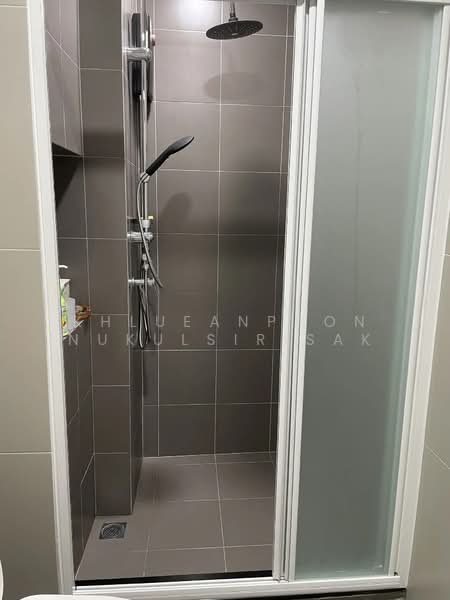 Elio Sathorn-Wutthakat, Bangkok, Kanlapaphruek Road, Bangko, Chom Thong, Bangkok, 2 Bedrooms, 62 sqm, Condo For Sale, by Khlueanphon Nukulsirisak, 500277137 - DDproperty.com