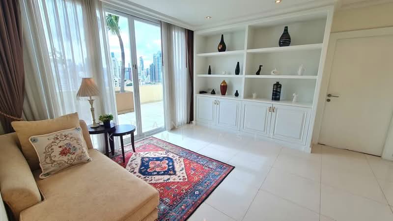 Piyathip Place, Bangkok, 24 Soi Prommitr, Khlong Tan Nua, Watthana, Bangkok, 4 Bedrooms, 375 sqm, Condo For Rent, by Wanphen Khemprasit, 500277158 - DDproperty.com