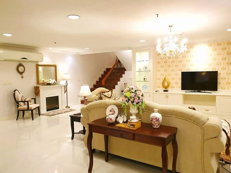 Piyathip Place, Bangkok, 24 Soi Prommitr, Khlong Tan Nua, Watthana, Bangkok, 4 Bedrooms, 375 sqm, Condo For Rent, by Wanphen Khemprasit, 500277158 - DDproperty.com