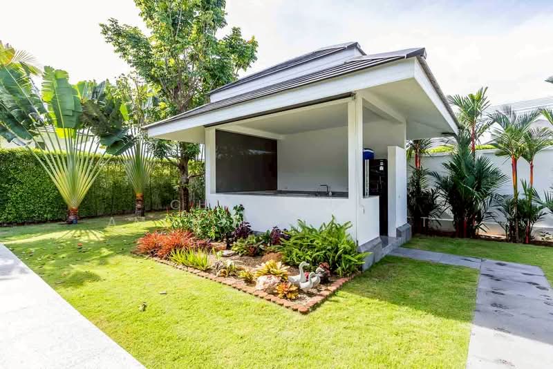 The Clouds Hua Hin, Phetchaburi, 1557 Huai Sai Tai, Cha-am, Cha-Am, Phetchaburi, 3 Bedrooms, 330 sqm, Single Detached House For Sale, by Chayanun Amonjindaphat, 500277161 - DDproperty.com
