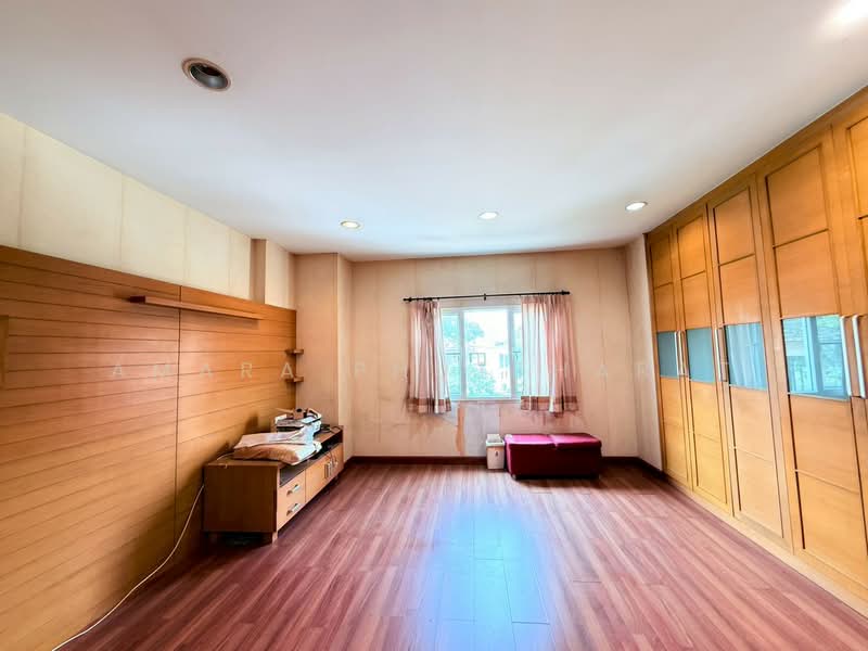 Baan Maneerin Park : บ้านมณีรินทร์ พาร์ค, ปทุมธานี, ถ.รังสิต-ปทุมธานี, บ้านกลาง, เมืองปทุมธานี, ปทุมธานี, 204 ตร.ม., บ้านเดี่ยว ขาย, โดย Amara Phuttharat, 500277176 - DDproperty.com