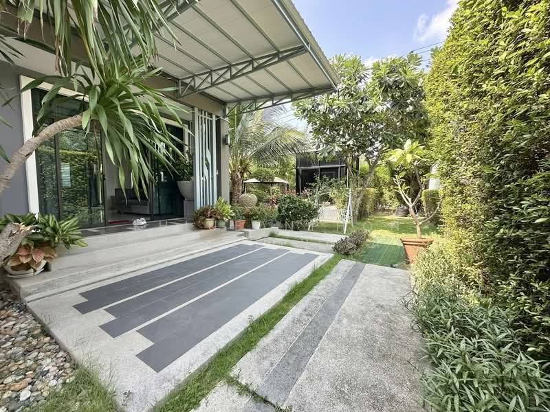 The Plant Exclusique Phatthanakan, Bangkok, Soi Phatthanakan 44, Suan Luang, Suan Luang, Bangkok, 4 Bedrooms, 260 sqm, Single Detached House For Sale, by Khlueanphon Nukulsirisak, 500277196 - DDproperty.com