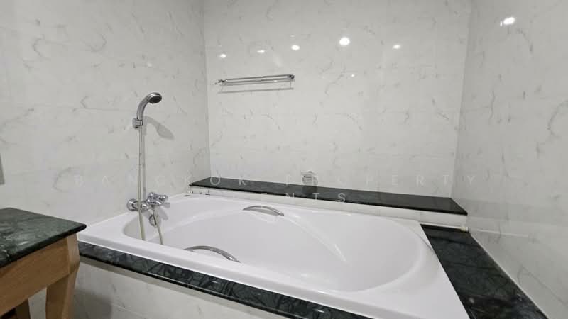 The Bangkok Sukhumvit 61, Bangkok, Sukhumvit 61, Khlong Tan Nua, Watthana, Bangkok, 2 Bedrooms, 75 sqm, Condo For Rent, by BANGKOK PROPERTY AGENTS, 500277216 - DDproperty.com