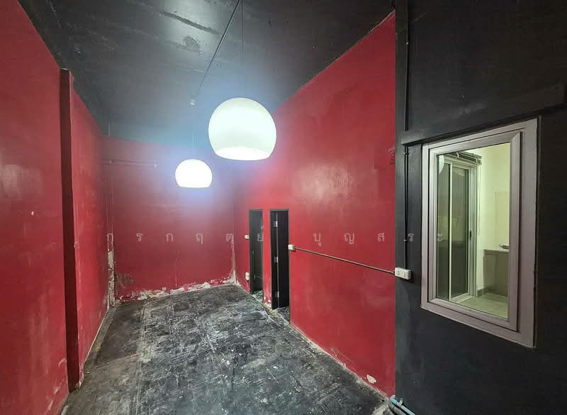 Baan Klang Muang The Royal Monaco Srinakarin-Pattanakarn, Bangkok, Rama 9 Road, Soi 43, Suan Luang, Suan Luang, Bangkok, 3 Bedrooms, 195 sqm, Townhouse For Sale, by กรกฤตย์ บุญสระ, 500277218 - DDproperty.com