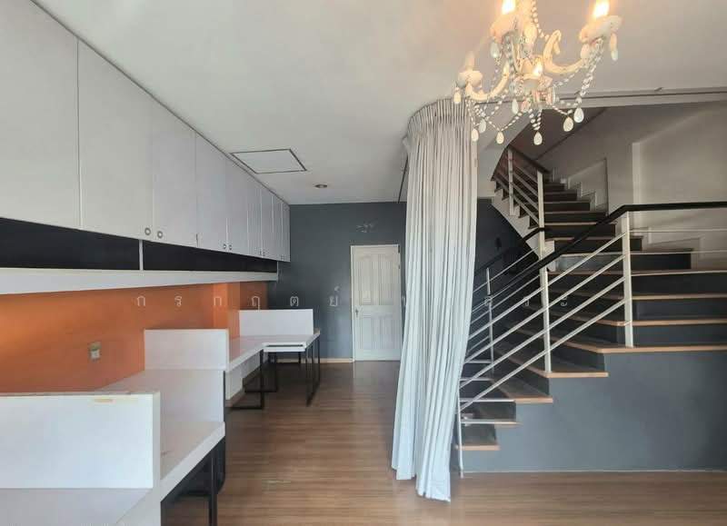 Baan Klang Muang The Royal Monaco Srinakarin-Pattanakarn, Bangkok, Rama 9 Road, Soi 43, Suan Luang, Suan Luang, Bangkok, 3 Bedrooms, 195 sqm, Townhouse For Sale, by กรกฤตย์ บุญสระ, 500277218 - DDproperty.com