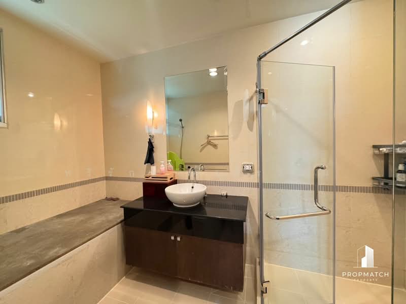 Baan Klang Krung Siam-Pathumwan : บ้านกลางกรุง สยาม-ปทุมวัน คอนโดมิเนียม, กรุงเทพ, ถนนเพชรบุรี แขวงถนนเพชรบุรี เขตราชเทวี กรุงเทพมหานคร, ถนนเพชรบุรี, ราชเทวี, กรุงเทพ, 67 ตร.ม., คอนโด ขาย, โดย หริรักษ์ ตั้งติรวัฒน์, 500277247 - DDproperty.com