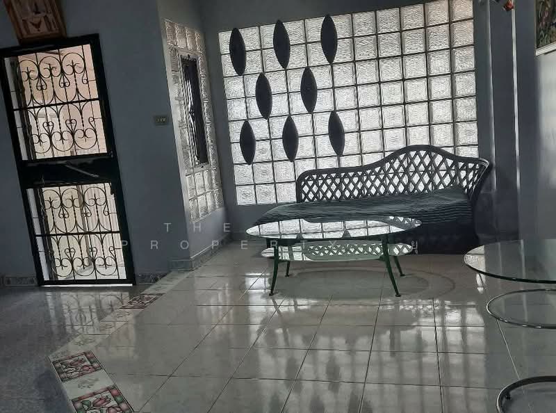 หมู่บ้านแคลิฟอร์เนีย แกรนด์เดอวิลล์ (California Grand De Ville), Chon Buri (Pattaya), Khlong Tamru, Muang Chon Buri, Chon Buri (Pattaya), 2 Bedrooms, 120 sqm, Townhouse For Sale, by The Best Property  ยุ, 500277321 - DDproperty.com