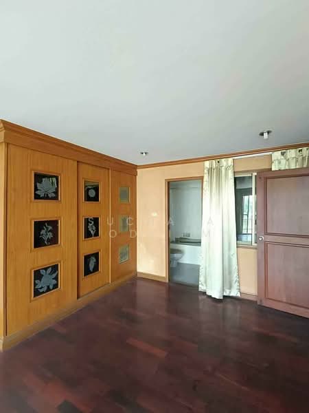 4-BR House, Bangkok, Chong Nonsi, Yan Nawa, Bangkok, 4 Bedrooms, 550 sqm, Single Detached House For Sale, by Suchada Yodyiem, 500277343 - DDproperty.com