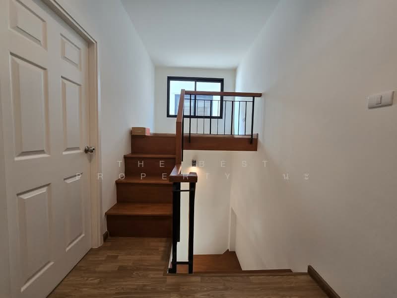 หมู่บ้านเอสเกต พรีเมี่ยม กาญจนาภิเษก-ซอยกันตนา, Nonthaburi, Bang Muang, Bang Yai, Nonthaburi, 3 Bedrooms, 160 sqm, Semi-Detached House (Twin House) For Sale, by The Best Property  นะ, 500277371 - DDproperty.com