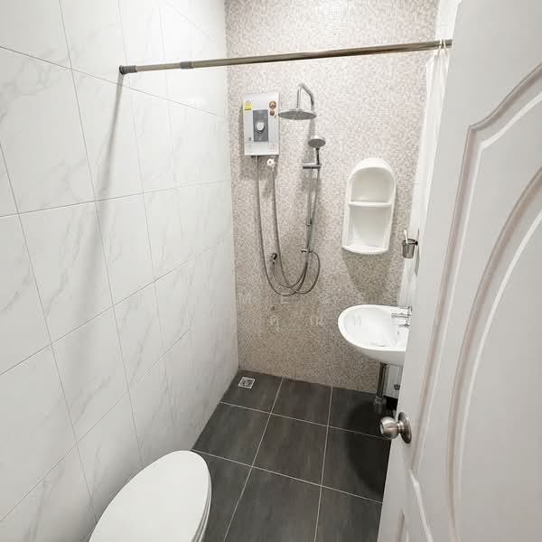 Baanwangthong Phetkasem 77, Bangkok, Phetkasem Road 77, Nong Kham, Nong Khaem, Bangkok, 2 Bedrooms, 125 sqm, Townhouse For Sale, by AJHOMECENTER - คุณหยก, 500277372 - DDproperty.com