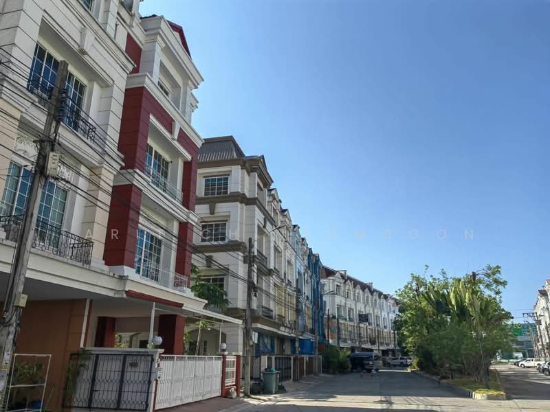 4-BR Townhouse, Bangkok, Bang Na Tai, Bang Na, Bangkok, 4 Bedrooms, 320 sqm, Townhouse For Rent, by Tarit Chinsomboon, 500277374 - DDproperty.com