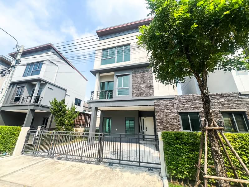 Baan Klang Muang The Edition Sathorn-Suksawat, Bangkok, Soi Suksawat 64, Bangmot, Thung Khru, Bangkok, 4 Bedrooms, 325 sqm, Townhouse For Sale, by Tarit Chinsomboon, 500277382 - DDproperty.com
