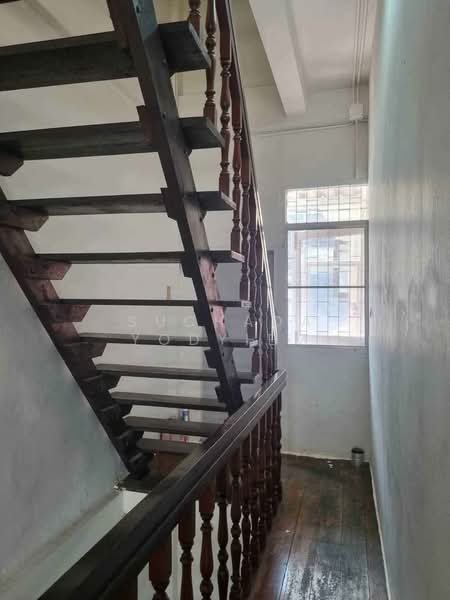 3-BR House, Bangkok, Khlong Toei, Khlong Toei, Bangkok, 3 Bedrooms, 192 sqm, Single Detached House For Sale, by Suchada Yodyiem, 500277383 - DDproperty.com