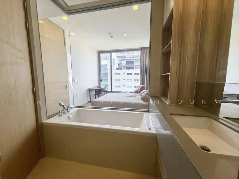 The Esse Asoke, Bangkok, 333 Soi Sukhumvit 21, Sukhumvit Road, Khlongtoei Nua, Watthana, Bangkok, 1 Bedroom, 49 sqm, Condo For Rent, by Tarit Chinsomboon, 500277398 - DDproperty.com
