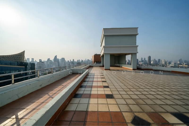 Hampton Thonglor 10, Bangkok, 324 Soi Thonglor 10, Sukhumvit Road, Khlong Tan Nua, Watthana, Bangkok, 6 Bedrooms, 425 sqm, Condo For Sale, by Tarit Chinsomboon, 500277406 - DDproperty.com
