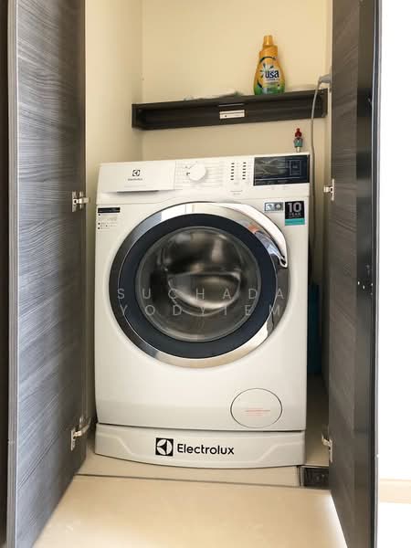 The Esse Asoke, Bangkok, 333 Soi Sukhumvit 21, Sukhumvit Road, Khlongtoei Nua, Watthana, Bangkok, 1 Bedroom, 29 sqm, Condo For Sale, by Suchada Yodyiem, 500277419 - DDproperty.com