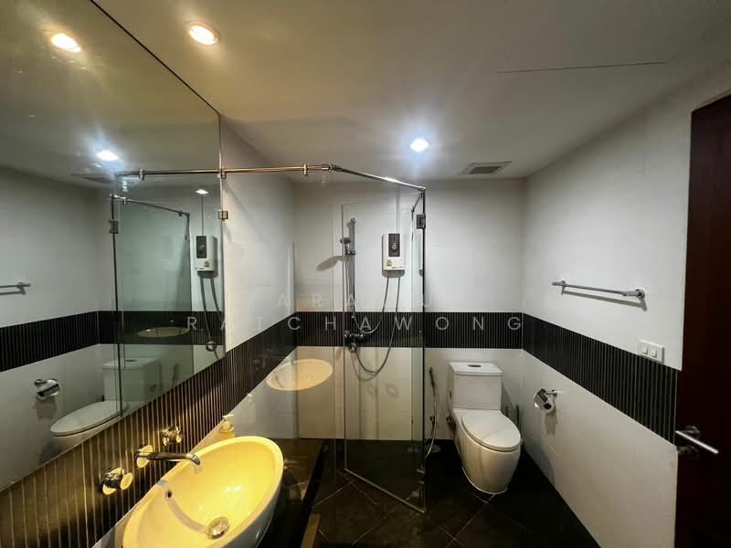 Urbana Sathorn, Bangkok, 55 South Sathorn Road, Thung Maha Mek, Sathon, Bangkok, 2 Bedrooms, 130 sqm, Condo For Sale, by Sarawut Ratchawong, 500277488 - DDproperty.com