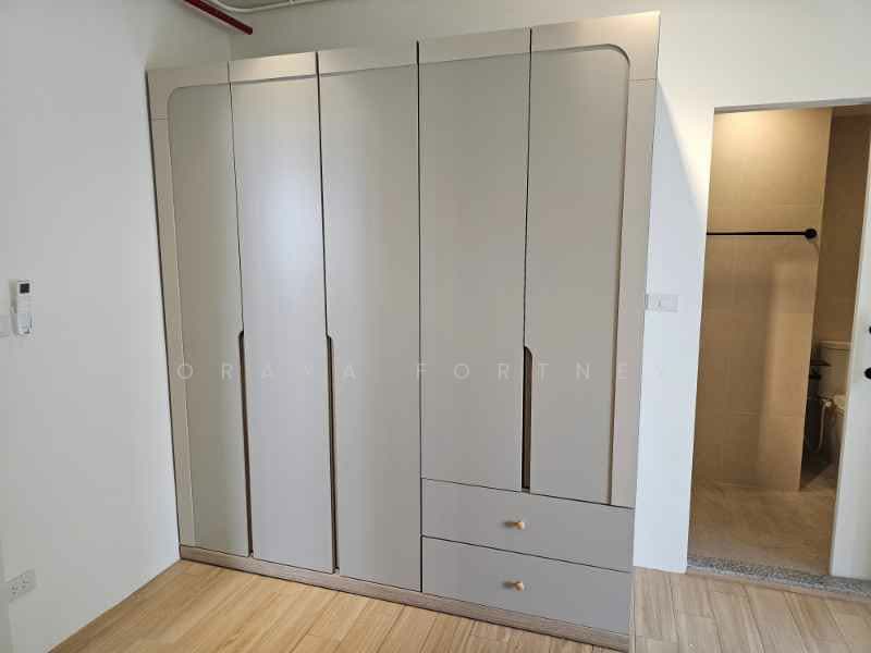 Las Colinas, Bangkok, Sukhumvit 21 Road, Khlongtoei Nua, Watthana, Bangkok, 4 Bedrooms, 200 sqm, Condo For Rent, by Oraya Fortney, 500277494 - DDproperty.com