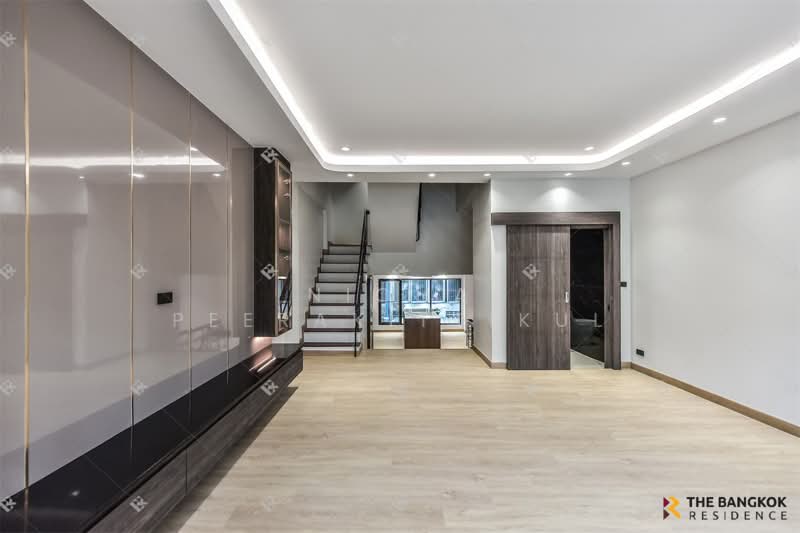 ให้เช่า - Regent 71 Place : รีเจนท์ 71 เพลส, กรุงเทพ