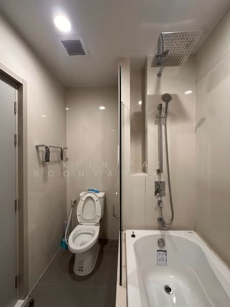 Oka Haus Sukhumvit 36, Bangkok, 3399 Rama 4 Road, Khong Tan, Khlong Toei, Bangkok, 1 Bedroom, 35 sqm, Condo For Rent, by Kitnipat Boonyadhammakul, 500277524 - DDproperty.com