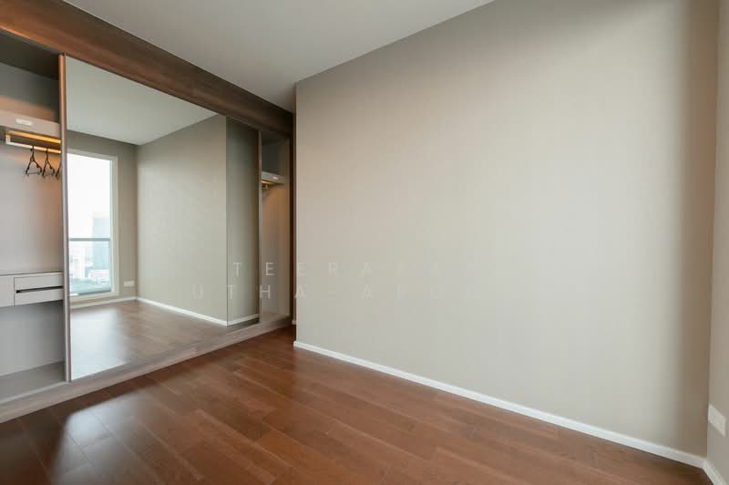 Menam Residences, Bangkok, 2088 Charoenkrung Road, Wat Prayakrai, Bang Kho Laem, Bangkok, 3 Bedrooms, 121 sqm, Condo For Sale, by Teerapat Utha-aroon, 500277611 - DDproperty.com