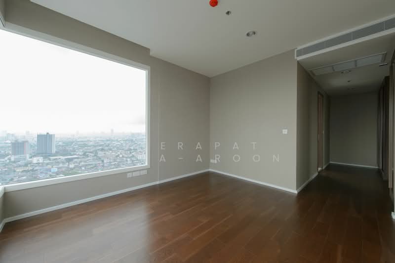 Menam Residences, Bangkok, 2088 Charoenkrung Road, Wat Prayakrai, Bang Kho Laem, Bangkok, 3 Bedrooms, 121 sqm, Condo For Sale, by Teerapat Utha-aroon, 500277611 - DDproperty.com