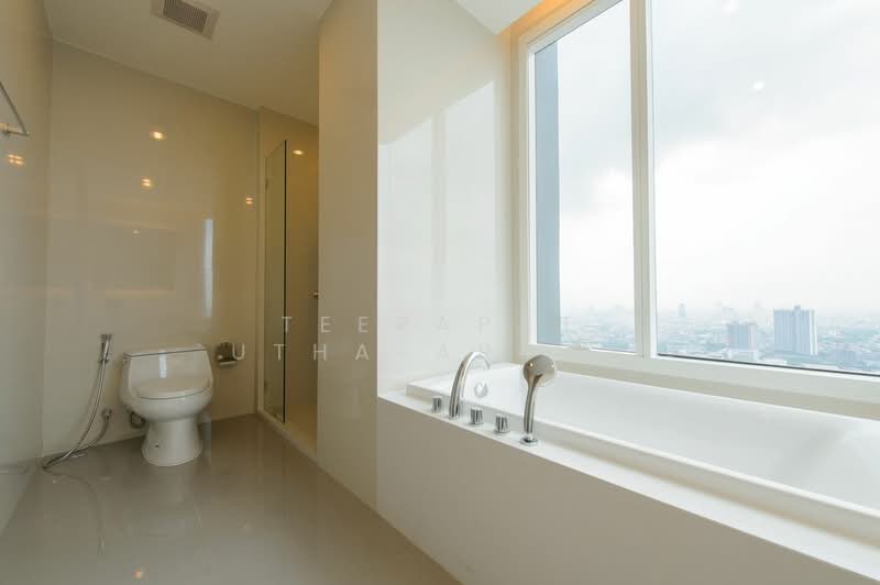 Menam Residences, Bangkok, 2088 Charoenkrung Road, Wat Prayakrai, Bang Kho Laem, Bangkok, 3 Bedrooms, 121 sqm, Condo For Sale, by Teerapat Utha-aroon, 500277611 - DDproperty.com