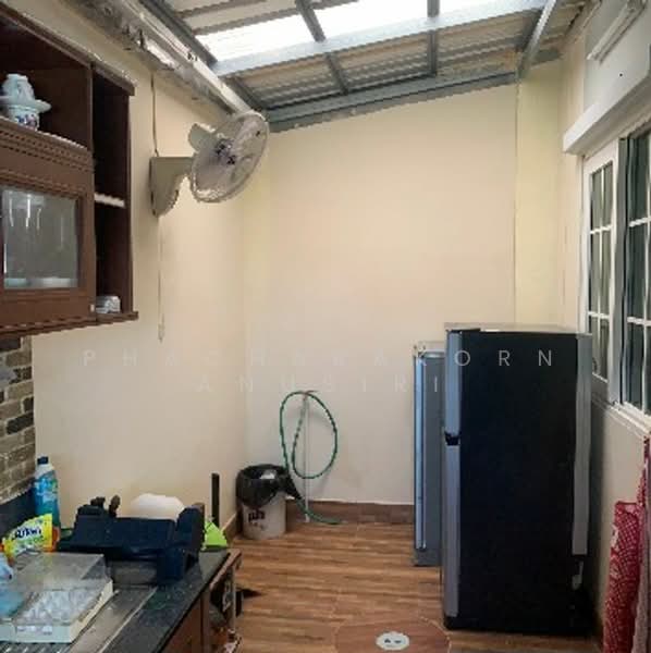 Golden Town Bangna-Suanluang, Bangkok, Kanchanapisek Road, Dok Mai, Prawet, Bangkok, 3 Bedrooms, 96 sqm, Townhouse For Sale, by Phacharakorn Anusiri, 500277686 - DDproperty.com