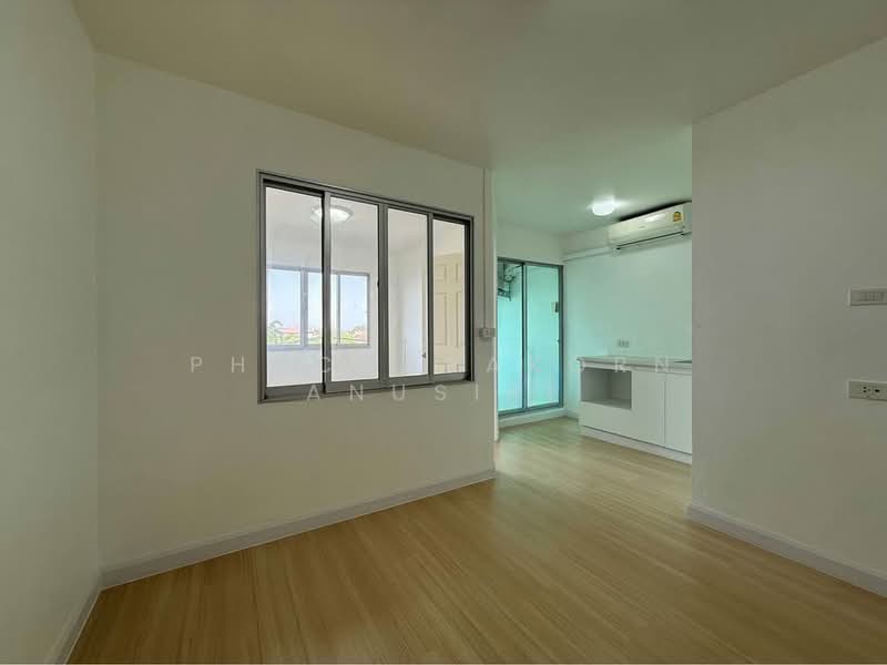 Lumpini Condo Town Ramintra-Laksi, Bangkok, 16 Ram Inthra Road, Anusaowari, Bang Khen, Bangkok, 1 Bedroom, 28 sqm, Condo For Sale, by Phacharakorn Anusiri, 500277690 - DDproperty.com