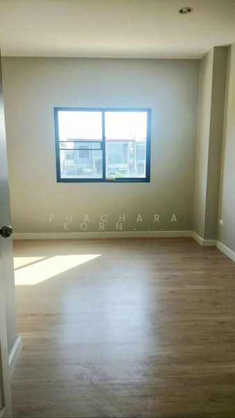 undefined, Bangkok, Saphan Sung, Saphan Sung, Bangkok, 3 Bedrooms, 205 sqm, Townhouse For Sale, by Phacharakorn Anusiri, 500277718 - DDproperty.com