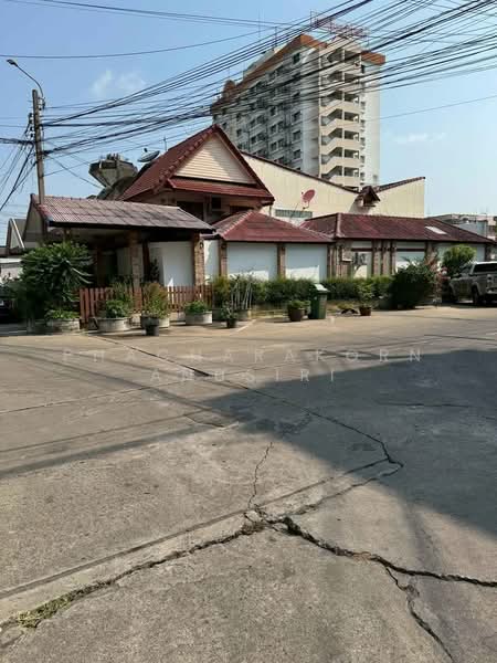 2-BR Townhouse, Bangkok, Khlong Chan, Bang Kapi, Bangkok, 2 Bedrooms, 141 sqm, Townhouse For Sale, by Phacharakorn Anusiri, 500277724 - DDproperty.com