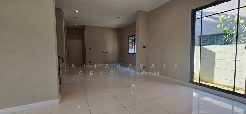 Grand Bangkok Boulevard Ramintra-Serithai, Bangkok, Soi Seri Thai 71, Seri Thai Road, Khan Na Yao, Khan Na Yao, Bangkok, 4 Bedrooms, 330 sqm, Single Detached House For Sale, by Pattarasaya Sripirom, 500277742 - DDproperty.com