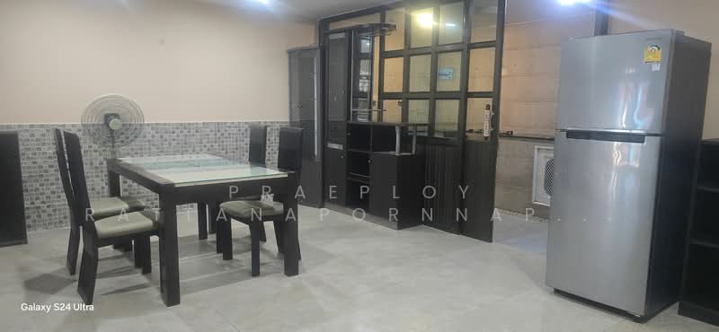 For Rent - Maneeya Ville, Bangkok