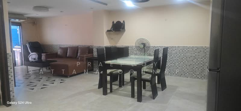 For Rent - Maneeya Ville, Bangkok