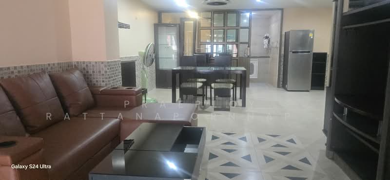 For Rent - Maneeya Ville, Bangkok