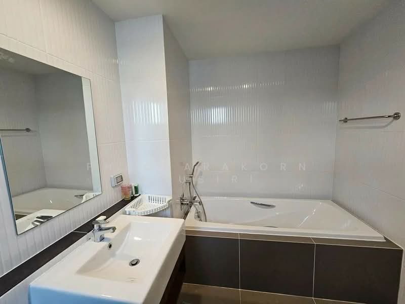 Baan Klang Muang The Edition Rama 9-Krungthep Kreetha, Bangkok, Kanchanaphisek Road 23, Saphan Sung, Saphan Sung, Bangkok, 4 Bedrooms, 218 sqm, Semi-Detached House (Twin House) For Rent, by Phacharakorn Anusiri, 500277763 - DDproperty.com
