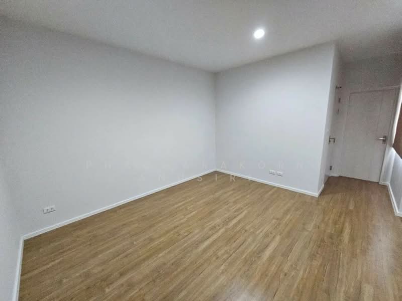 Baan Klang Muang The Edition Rama 9-Krungthep Kreetha, Bangkok, Kanchanaphisek Road 23, Saphan Sung, Saphan Sung, Bangkok, 4 Bedrooms, 218 sqm, Semi-Detached House (Twin House) For Rent, by Phacharakorn Anusiri, 500277763 - DDproperty.com