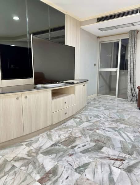 Witthayu Complex, Bangkok, 1673 New Petchaburi Road, Makkasan, Ratchathewi, Bangkok, 3 Bedrooms, 135 sqm, Condo For Rent, by Phacharakorn Anusiri, 500277771 - DDproperty.com