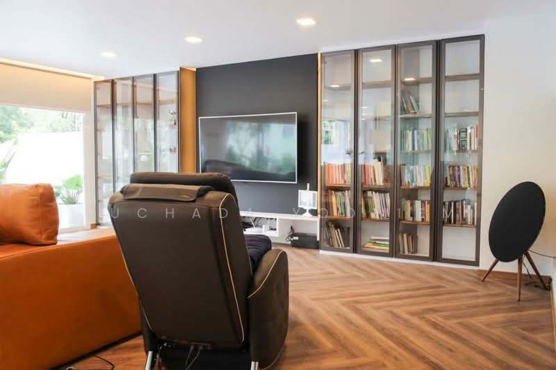 Prompak Gardens Condominium, Bangkok, Sukhumvit, Khlongtoei Nua, Watthana, Bangkok, 3 Bedrooms, 650 sqm, Condo For Sale, by Suchada Yodyiem, 500277829 - DDproperty.com