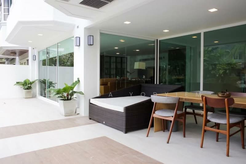 Prompak Gardens Condominium, Bangkok, Sukhumvit, Khlongtoei Nua, Watthana, Bangkok, 3 Bedrooms, 650 sqm, Condo For Sale, by Suchada Yodyiem, 500277829 - DDproperty.com