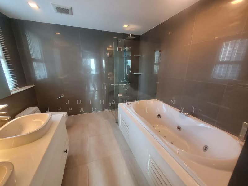 Ideal 24, Bangkok, 85 Sukhumvit 24 Alley, Khong Tan, Khlong Toei, Bangkok, 4 Bedrooms, 327 sqm, Condo For Rent, by Juthabhorn Uppachit (Amy), 500277851 - DDproperty.com