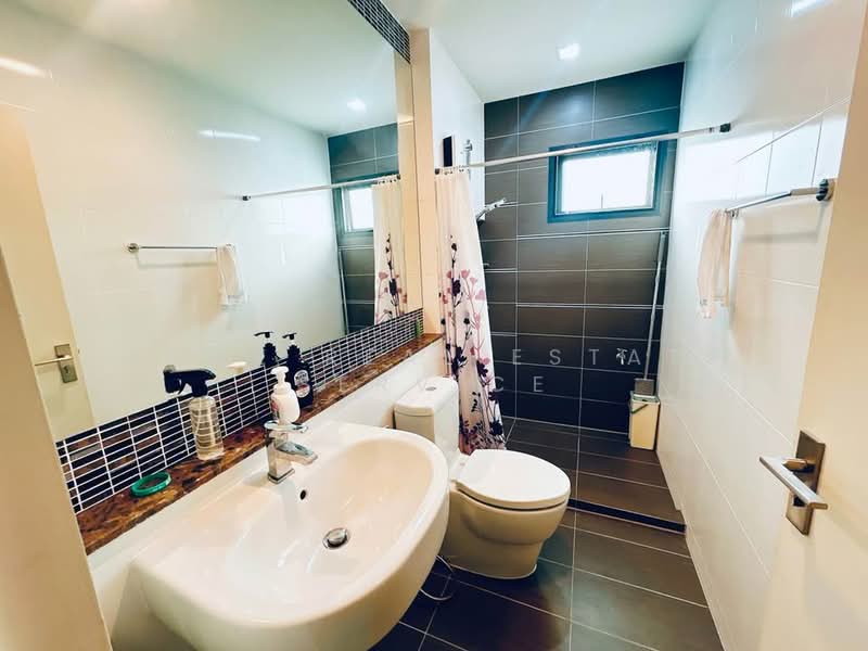 Burasiri Wongwaen-On Nut, Samut Prakan, Soi Kanchanaphisek 39, Kanchanaphisek Road, Rachathewa, Bang Plee, Samut Prakan, 4 Bedrooms, 171 sqm, Single Detached House For Sale, by HOME Real Estate Service, 500277864 - DDproperty.com